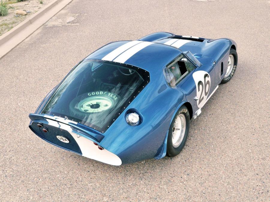 Shelby Cobra Daytona Coupe 1964 года  (фото 18 из 19)